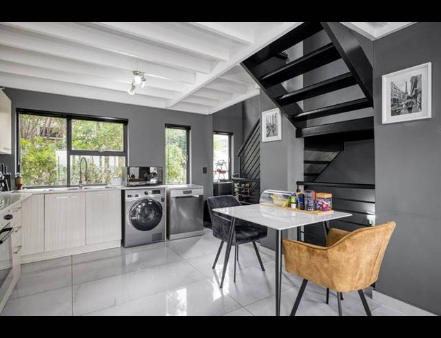 2 BEDROOM APARTMENT FOR SALE IN BEVERLEY